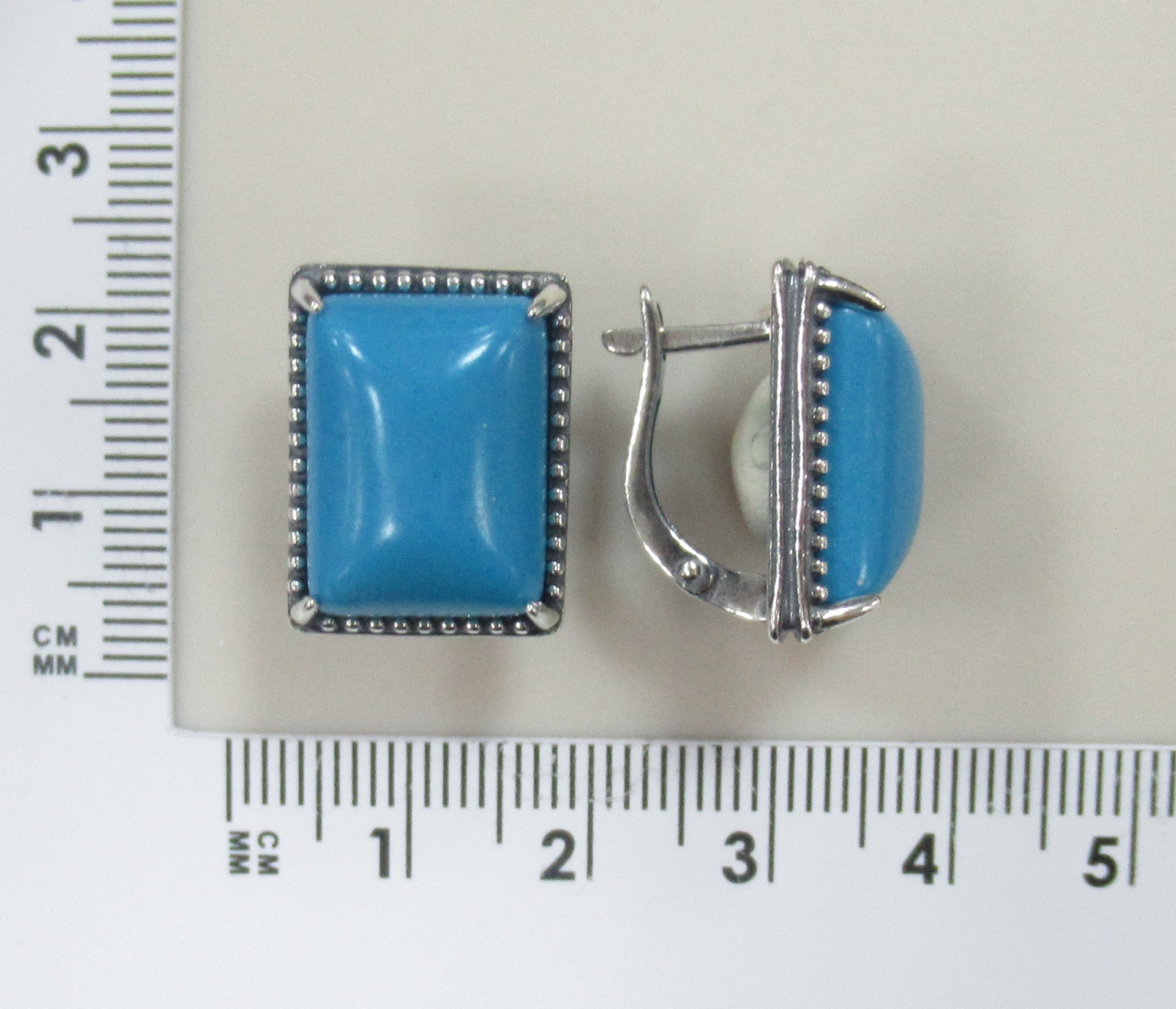 Серебряные серьги с бирюзой